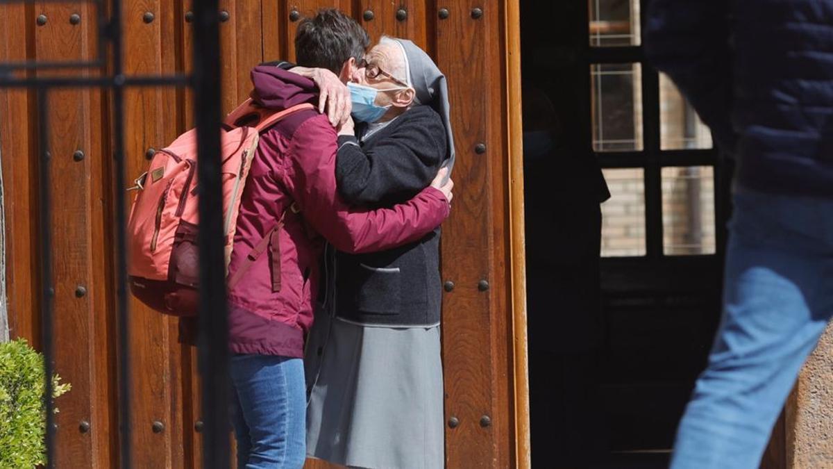 Capilla ardiente en Oviedo por el asesinato de Erika.