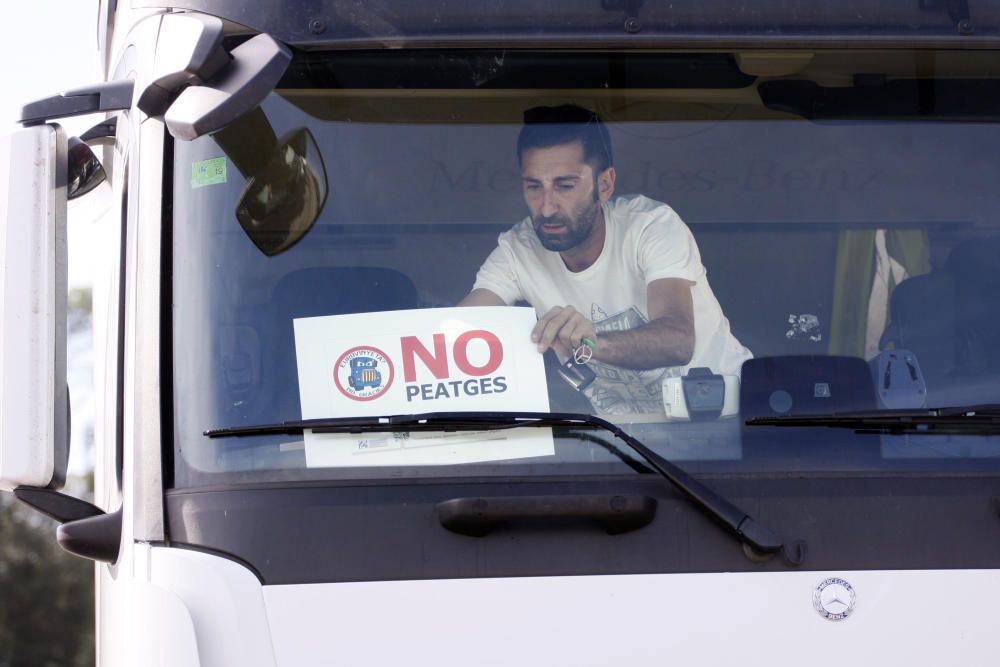 Marxa lenta de camions a la N-II