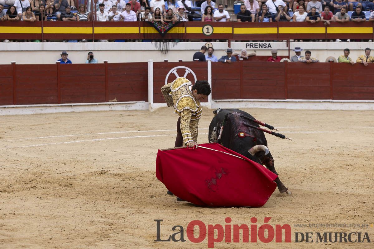 Tarde histórica en Abarán con la alternativa de José María Trigueros y el indulto de Tomás Rufo, junto a Castella salieron a hombros