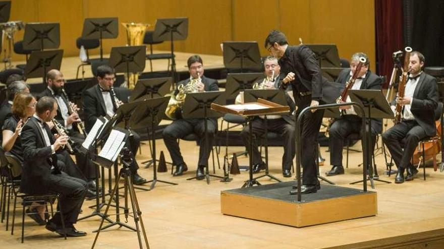 La Banda de Música Municipal toca una pieza de su nuevo director