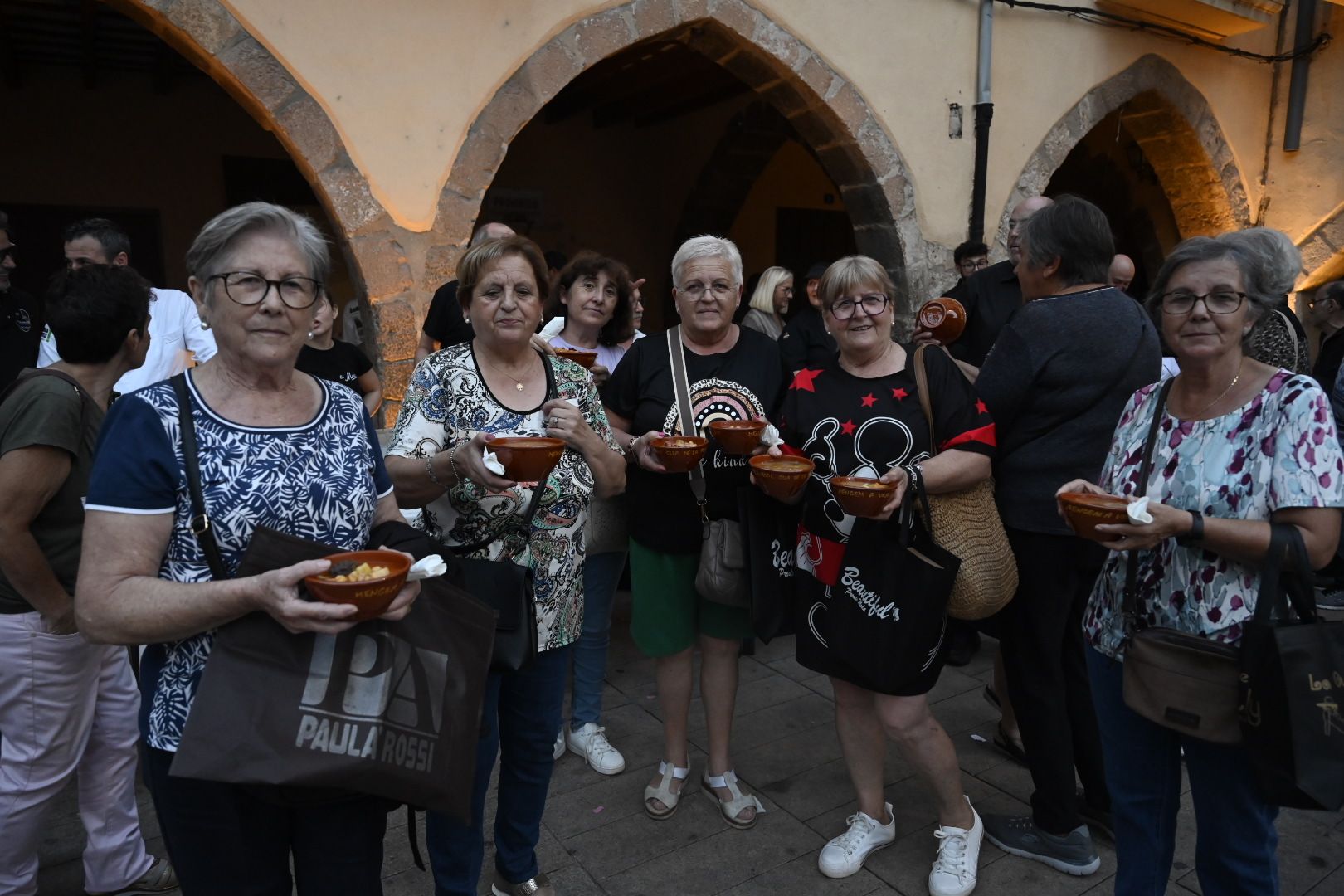 Todas las imágenes de la jornada inaugural de Mengem a Vila-real Olla de la Plana