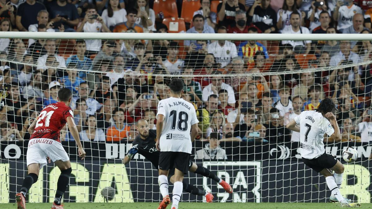 1-2. El Valencia se vuelve a atascar en Mestalla y el Mallorca saca tajada