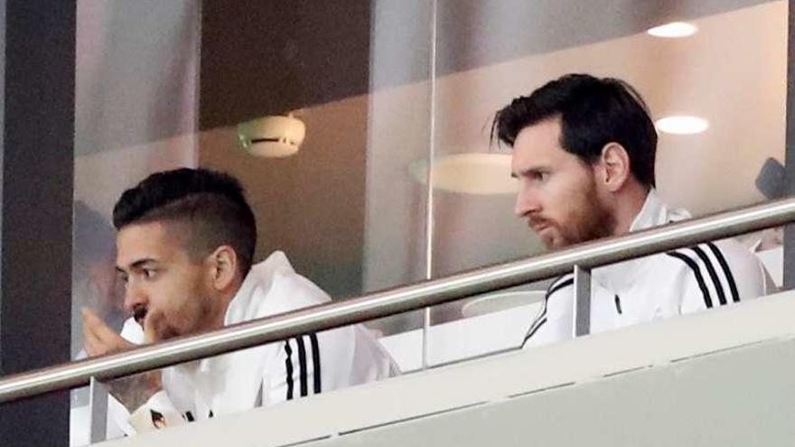 Messi, en el palco durante el partido del martes.