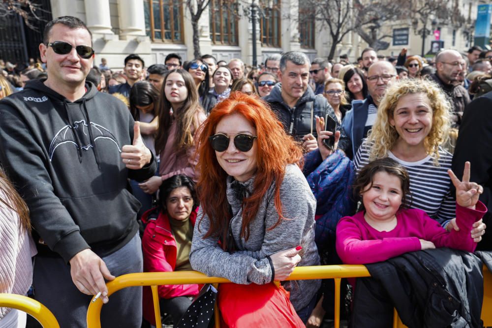 Búscate en la mascletà del 8 de marzo