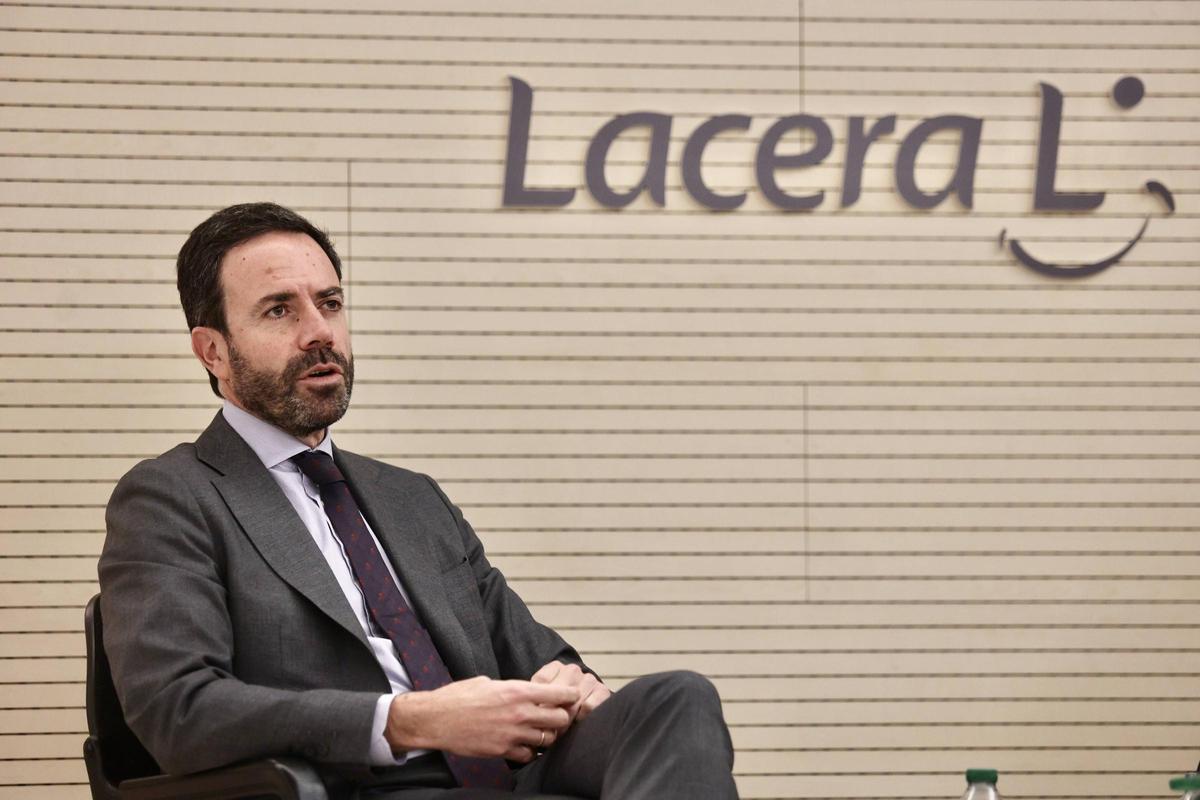 Alejandro Blanco, en la sede de Lacera, en Oviedo.