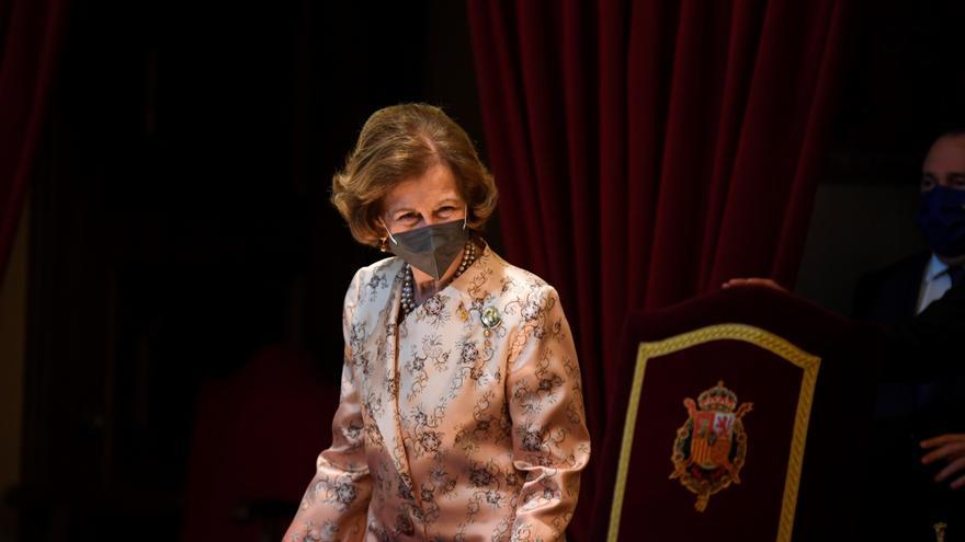 La Reina Sofía cumple 83 años distanciada de Juan Carlos I y centrada en su actividad