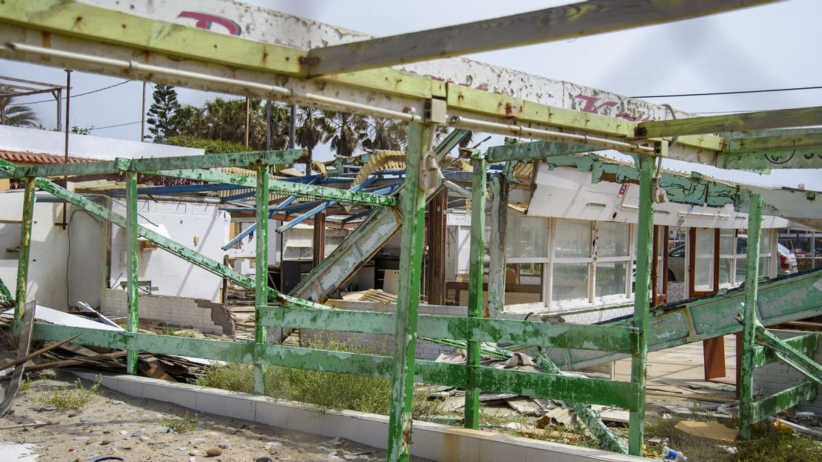 El restaurante Katy de Cabo de Palos, en ruinas.