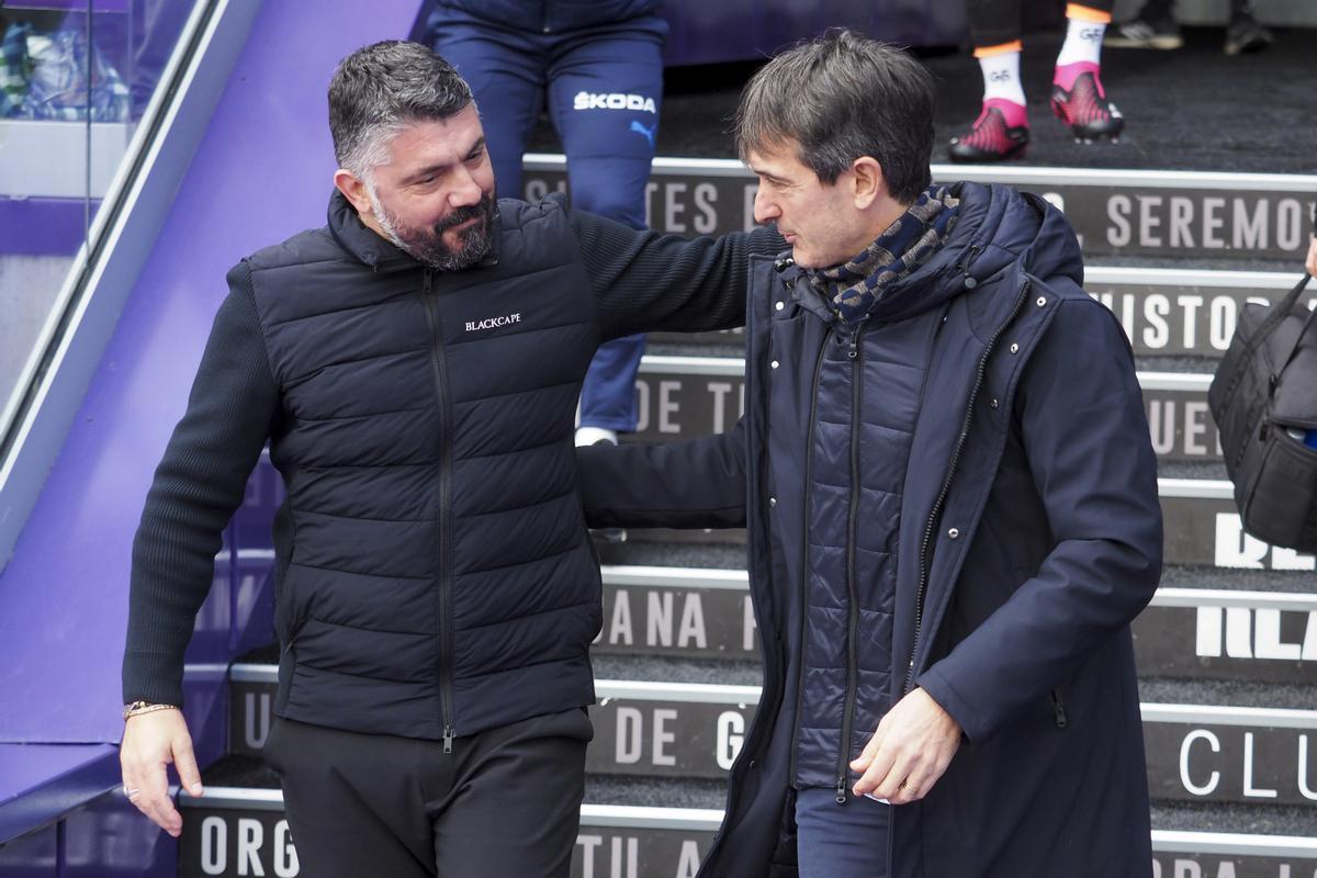 Pacheta y Gattuso se saludan al inicio del Valladolid - Valencia