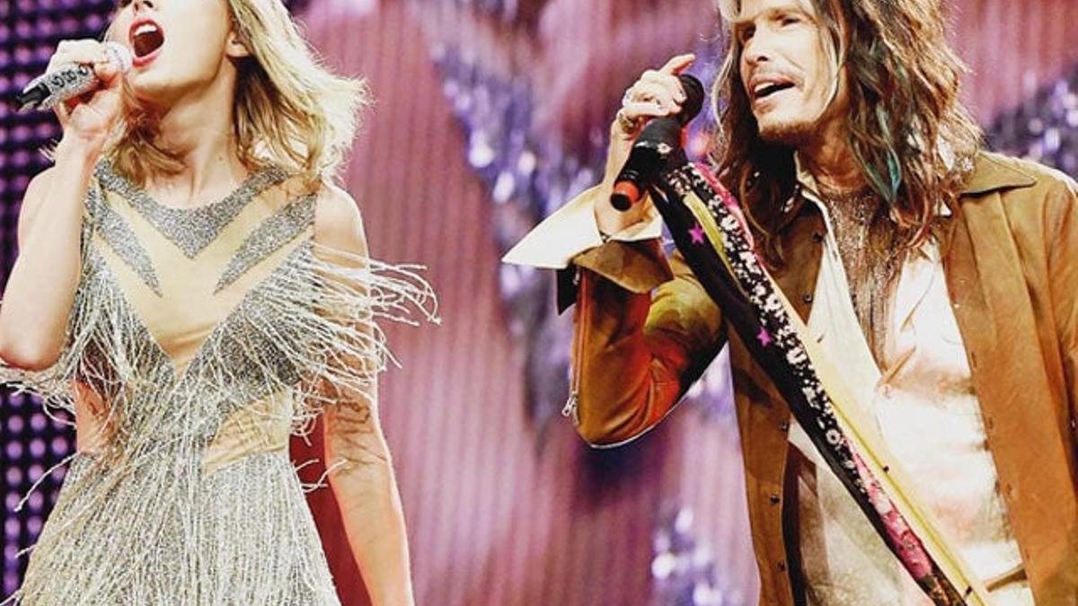 Taylor Swift emociona al interpretar junto a Steve Tyler 'I don't want to miss a thing'