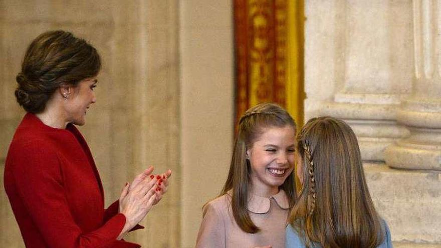 La Reina y sus hijas, Leonor y Sofía.  // Cordon Press