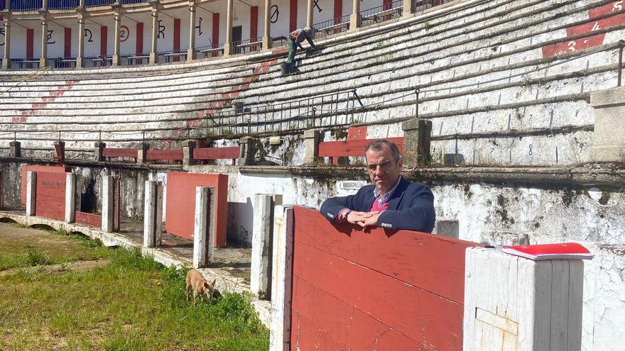 Vox Cáceres achaca al PSOE el &quot;deterioro&quot; de la Plaza de Toros