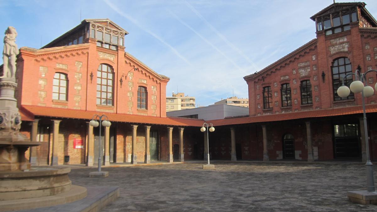 Patio del Centro Cívico Salvador Allende.