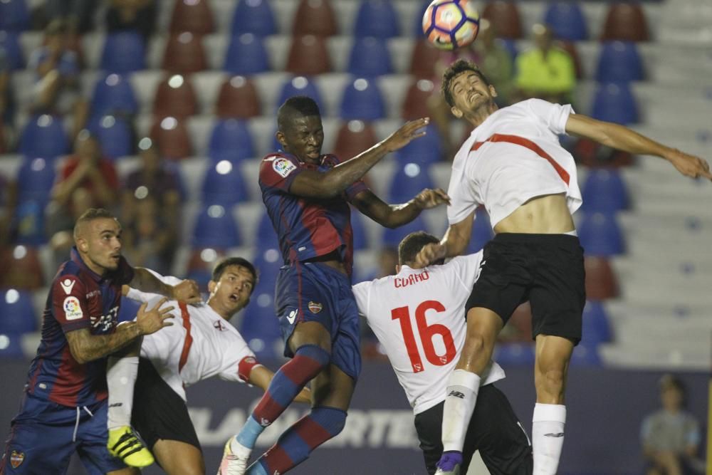 Las mejores imágenes del Levante - Sevilla Atlético