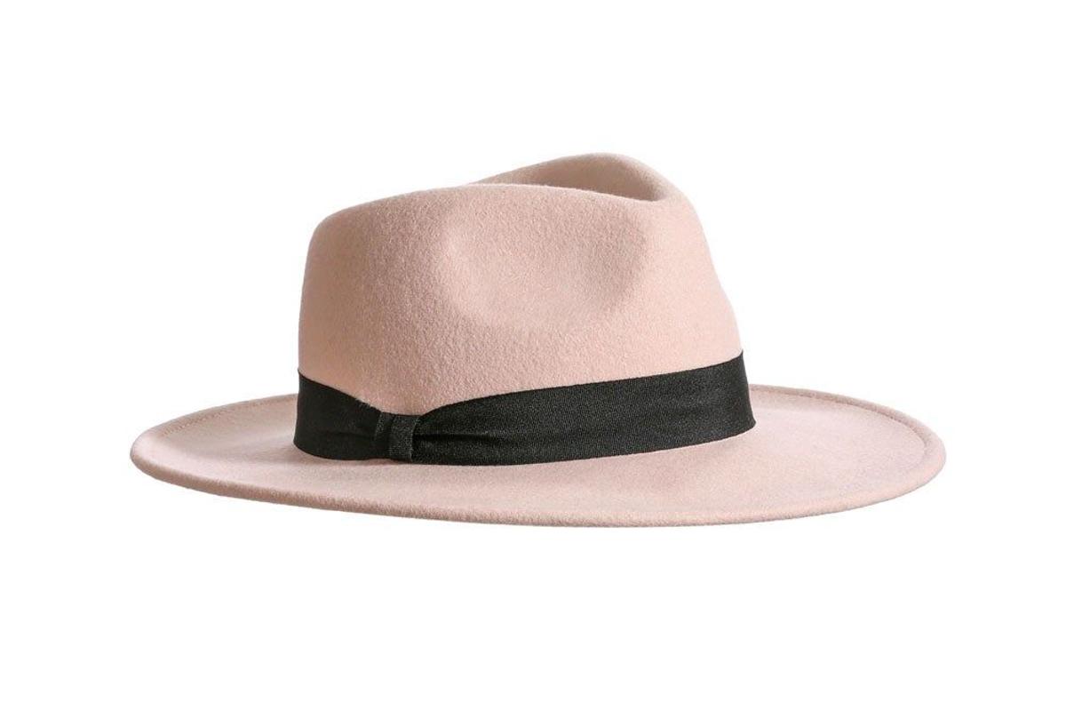 Sombrero de fieltro en rosa, de C&A
