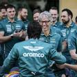 ALONSO Fernando (spa), Aston Martin F1 Team AMR25, portrait KRACK Mike (ger), Chief Trackside Officer of Aston Martin F1 Team, portrait during the 2025 Formula 1 Abu Dhabi Grand Prix, 24th round of the 2025 FIA Formula One World Championship from December 05 to 07, 2025 on the Yas Marina Circuit, in Abu Dhabi, United Arab Emirates - Photo Xavier Bonilla / DPPI AFP7 07/12/2025 ONLY FOR USE IN SPAIN