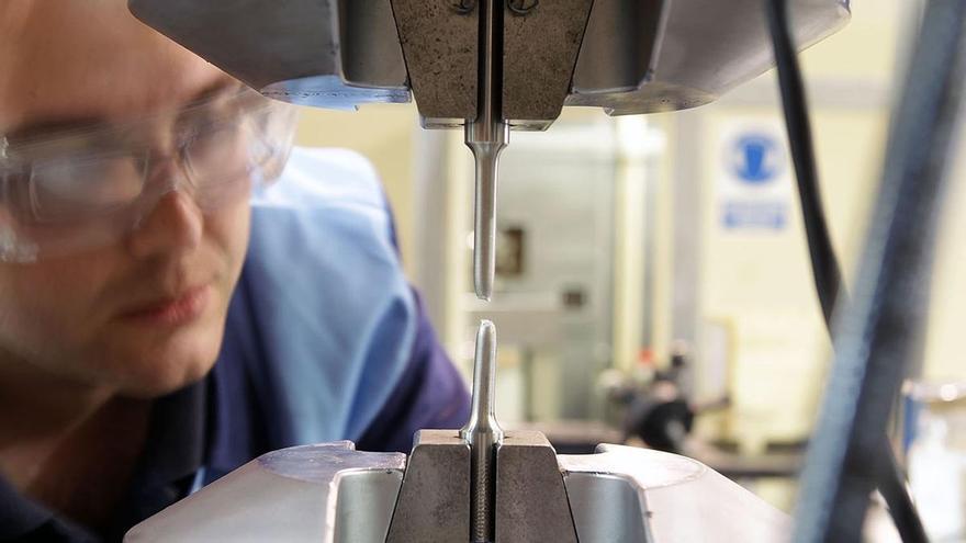 La CIAF propone dos laboratorios independientes para analizar los carriles fracturados del accidente de Adamuz
