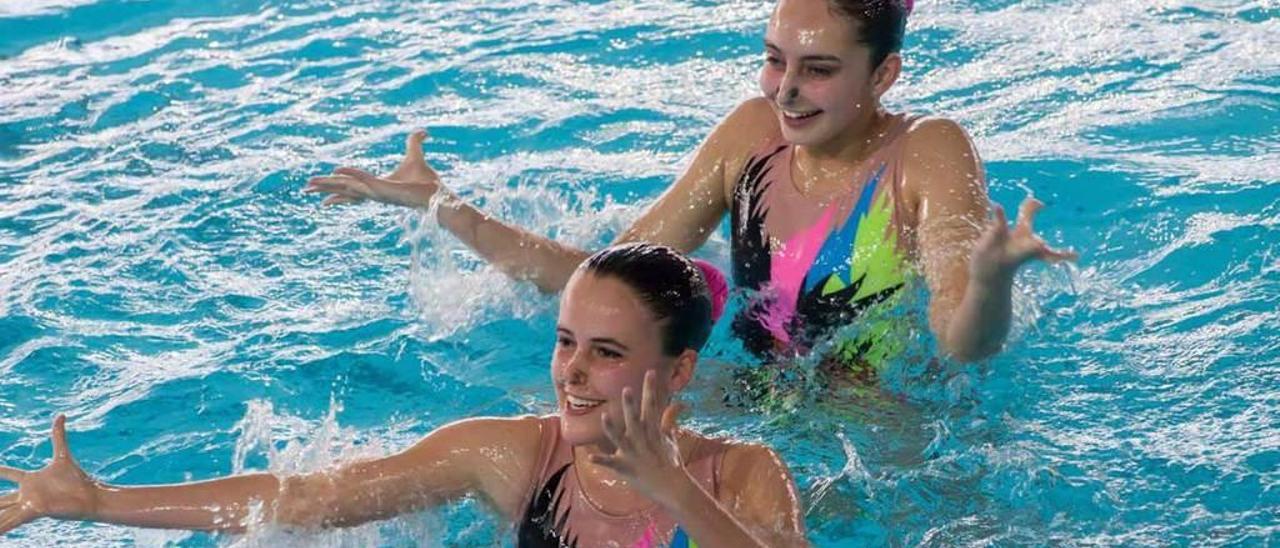 Laura Modino y María Fernández.