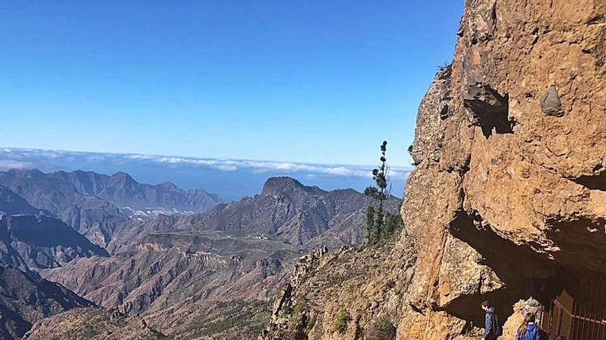 Estudiantes de visita en el Paisaje Cultural. | | C.G.