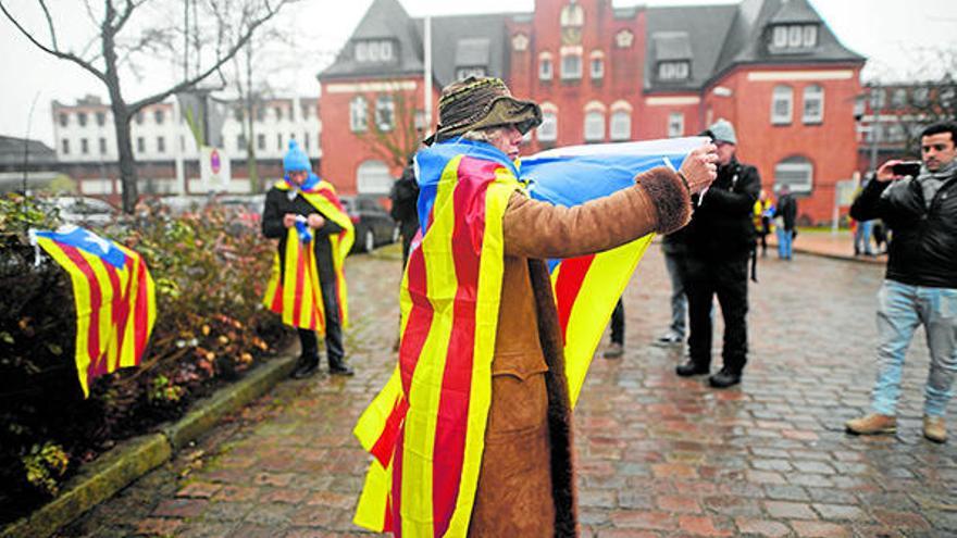 Suport del fiscal a l&#039;extradició  de Puigdemont