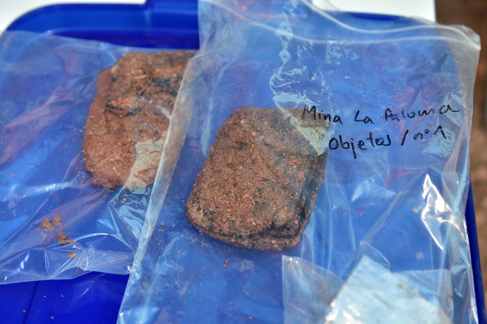 Fotogalería | Las familias de los represaliados de la mina La Paloma presencian las primeras exhumaciones