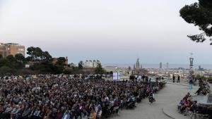 Concierto del Cor del Liceu a la Plaça de la Natura del Park Güell. 10 de abril de 2026