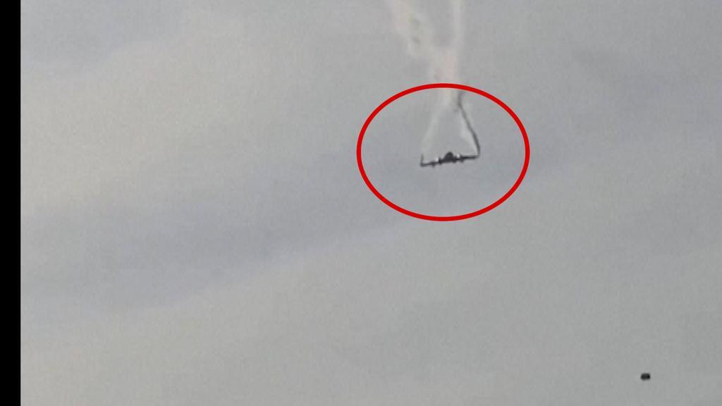 Este es el momento del accidente del avión militar turco