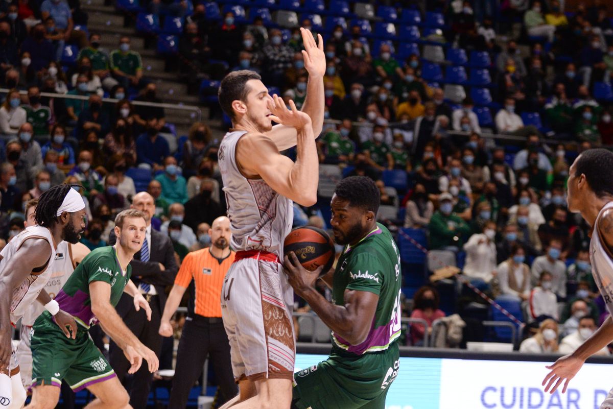 Las imágenes del Unicaja - San Pablo Burgos en el Martín Carpena.