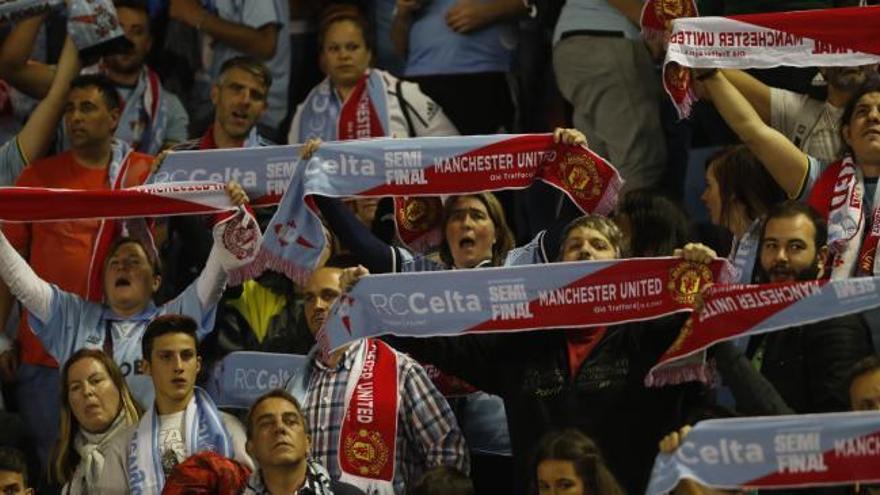 Manchester United - Celta de Vigo en Europa League | El himno más emocionante