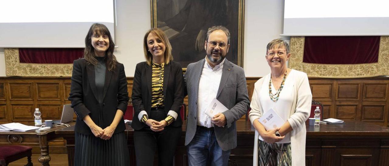 Por la izquierda, Miriam Perandones,  Elena Rosso, Marco Antonio García de Paz y Adela Sánchez.