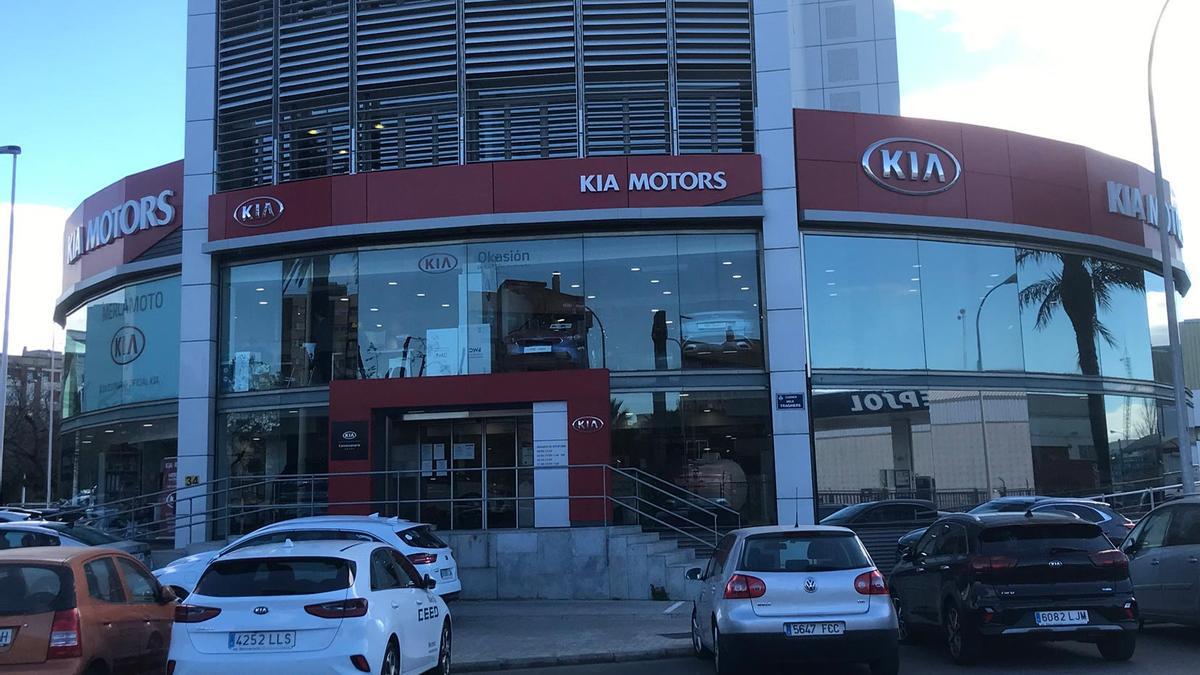 Las instalaciones de Kia Mercamoto de la Avenida Tres Forques.