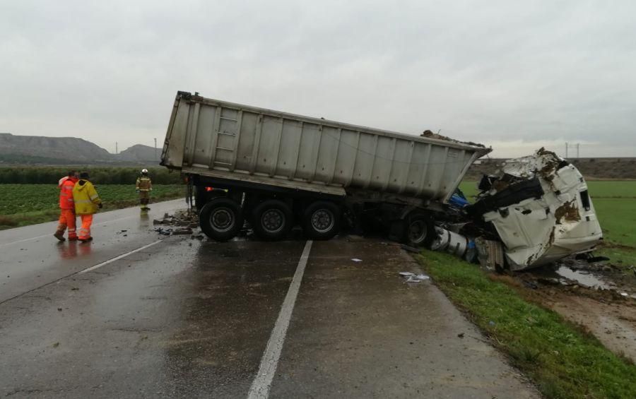 La carretera se cobra tres vidas en un brutal accidente en Osera