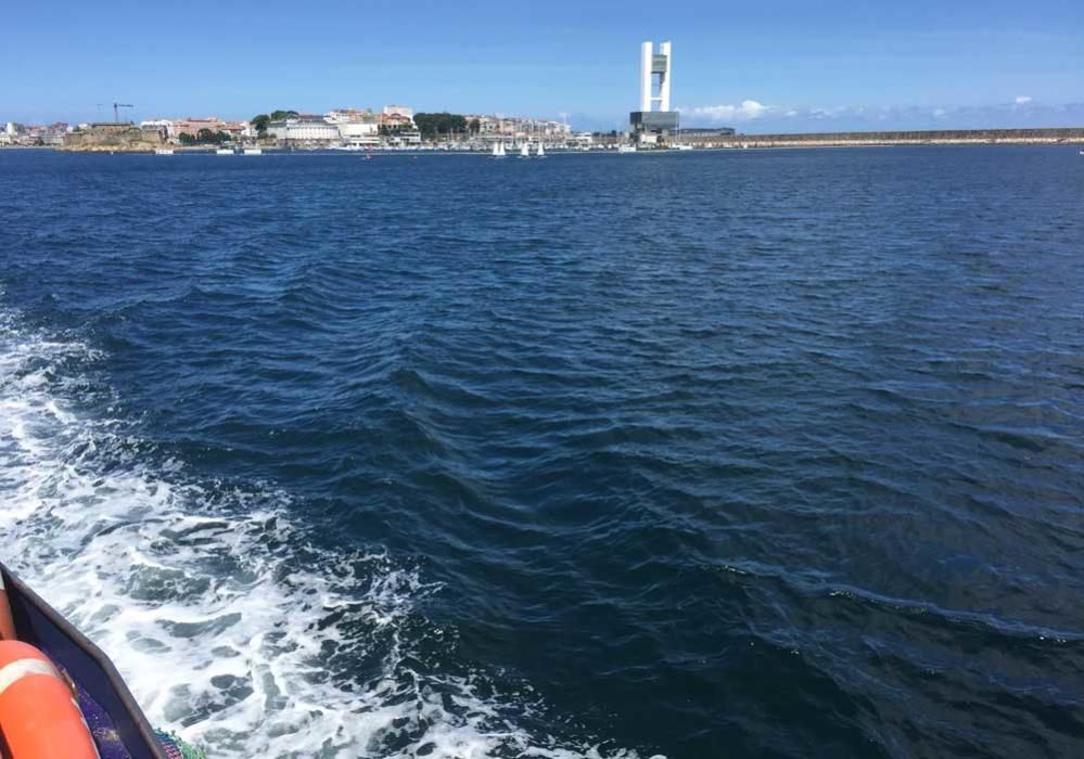 Paseo en lancha por la bahía de A Coruña