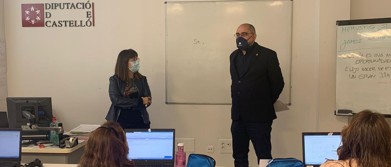 El diputado provincial de Promoción Económica, Pau Ferrando, afirma que estas formaciones ayudan a combatir las diferencias demográficas que afectan al medio rural.