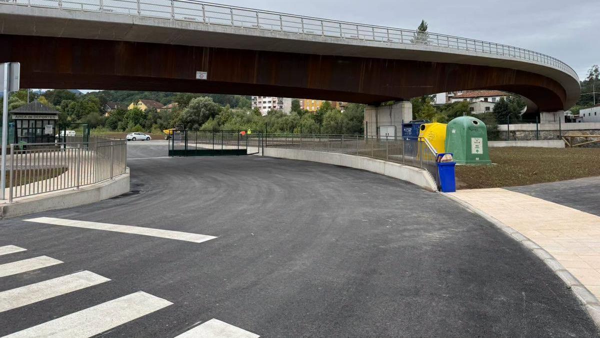 El paseo Pablo Iglesias, en Arriondas (Parres).