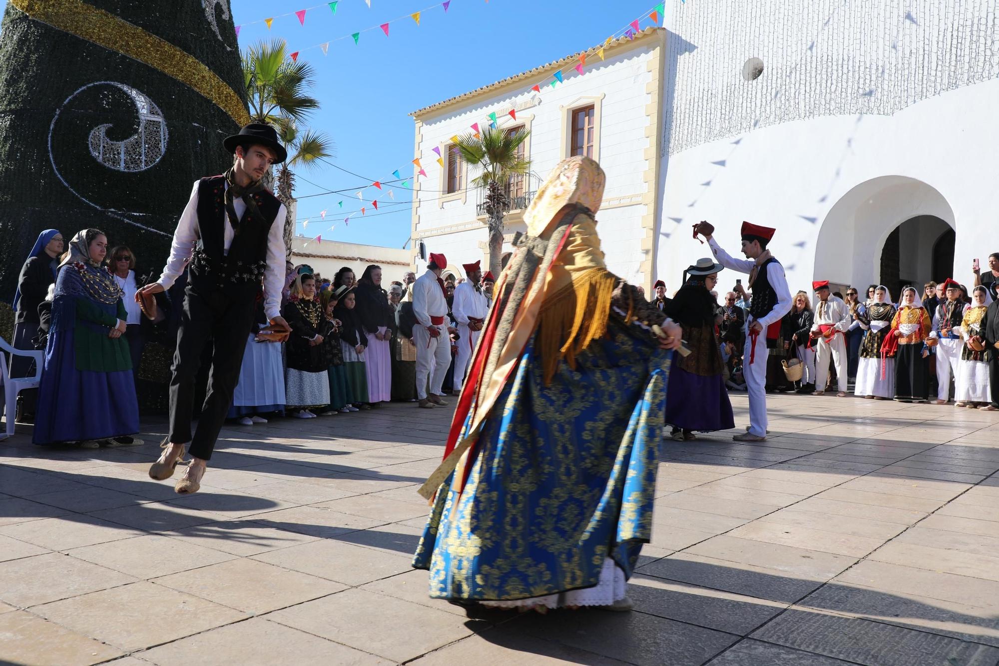 Todas las imágenes del día grande de las fiestas de Sant Francesc en Formentera