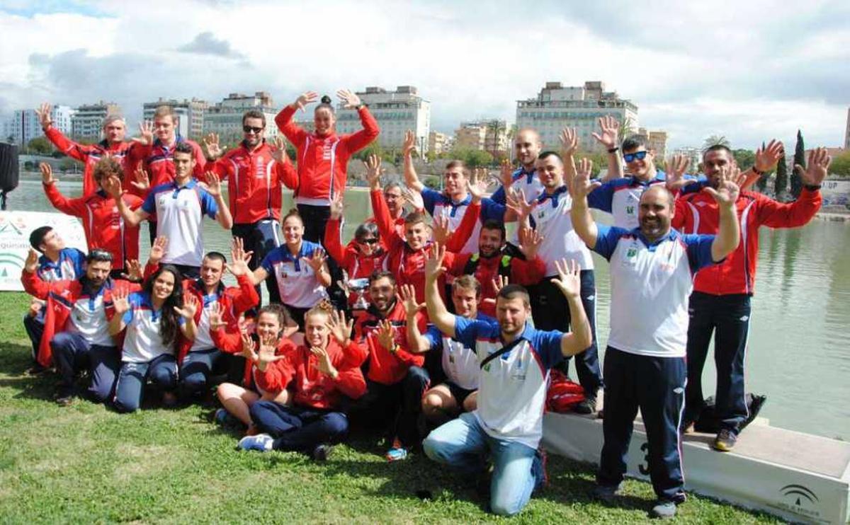 Los componentes del Kayak Tudense, tras las pruebas.