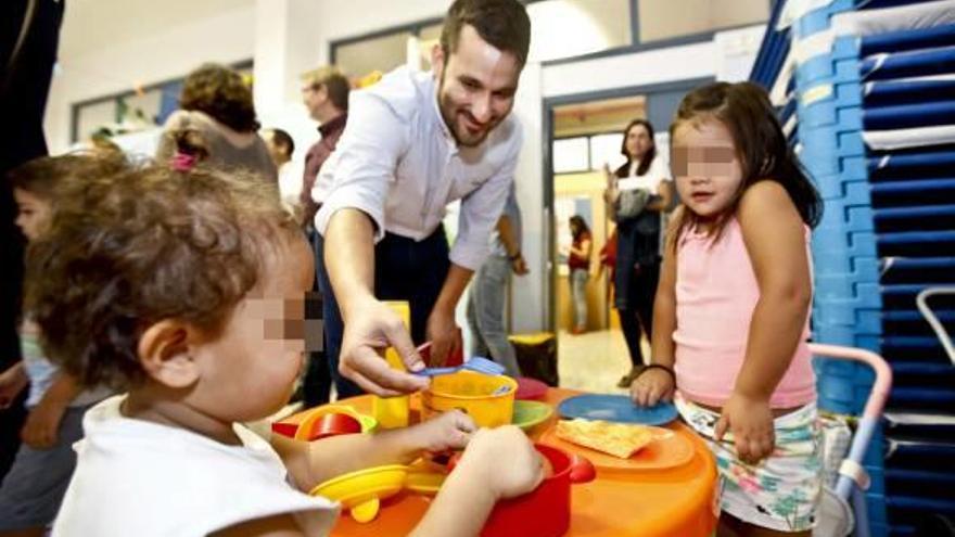 La demanda para aulas de 2 años cubre la mitad de la oferta el primer día de matrícula