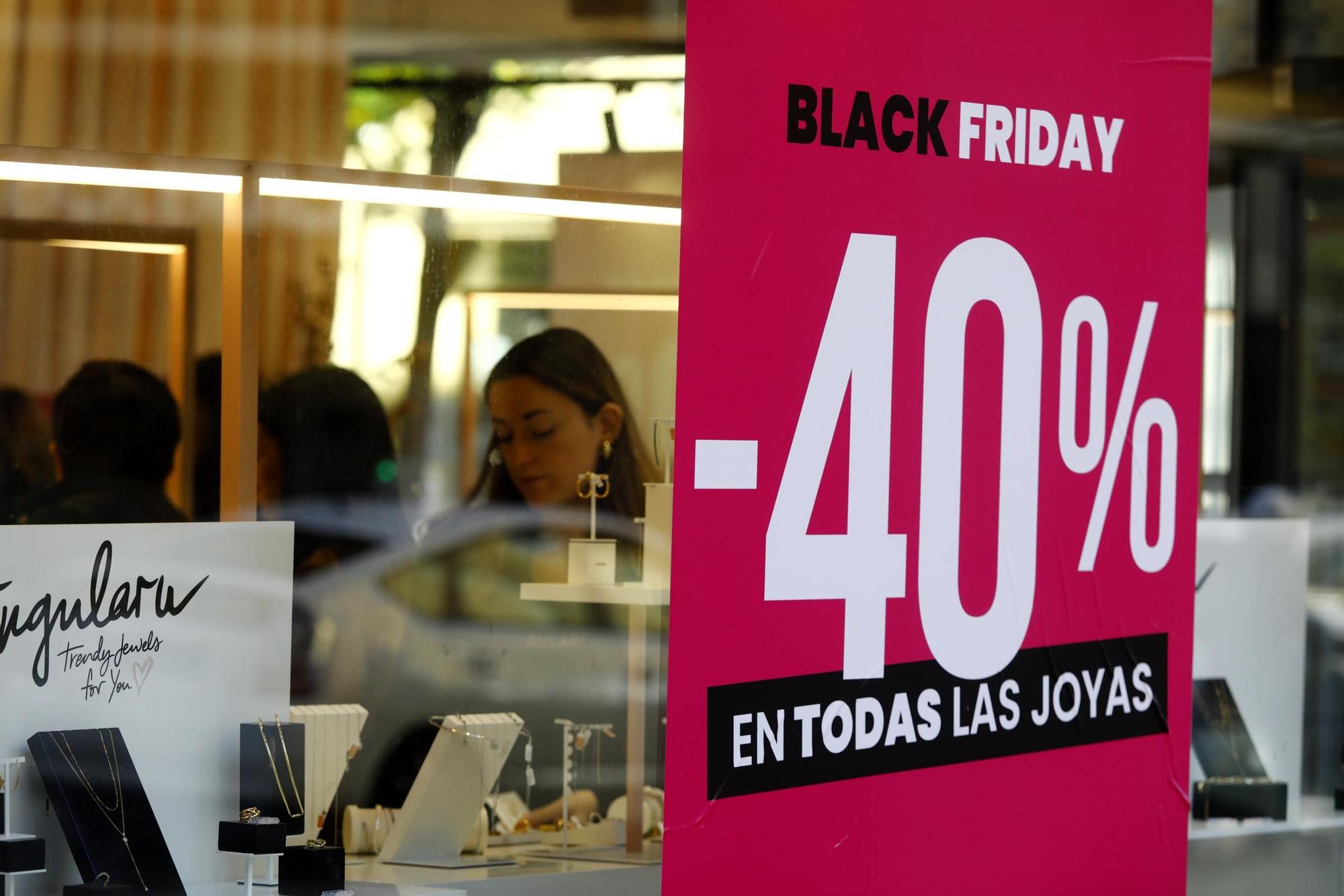 El Black Friday se apodera de los comercios de Zaragoza
