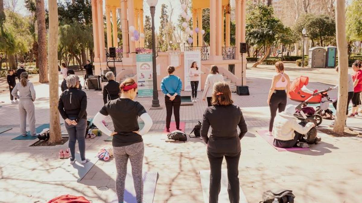 Imagen de la anterior edición con numerosas mujeres participantes.