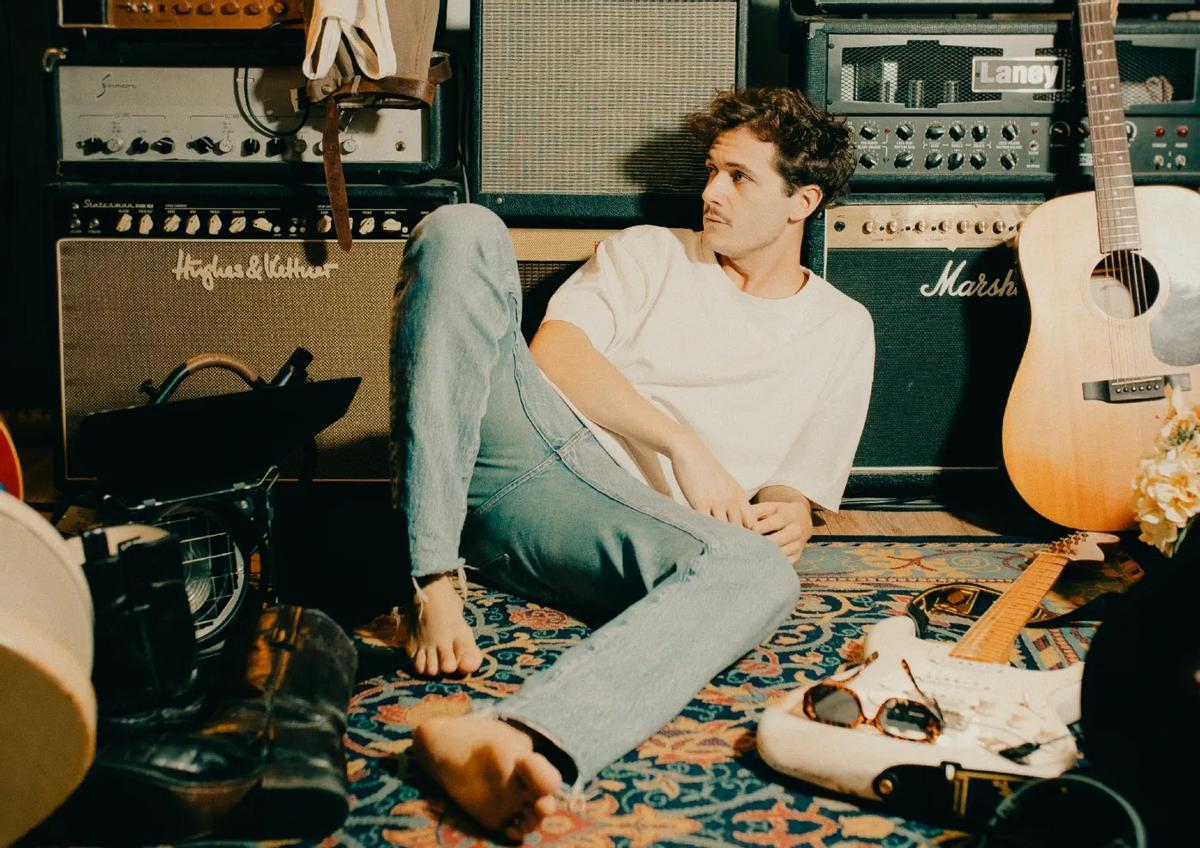 Delacueva presenta en la Yesería los temas de su nuevo disco, ‘No Me Llames Artista’