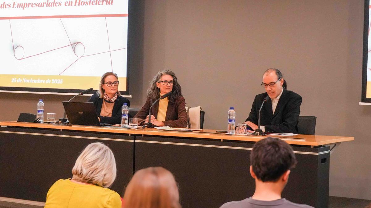 Presentación de la ‘Guía para gestionar la coordinación de actividades empresariales en hostelería’.