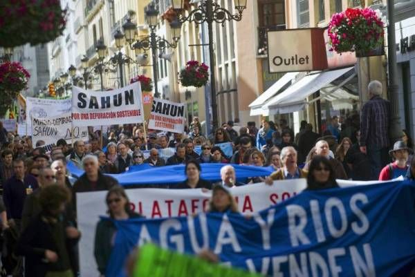 Fotogalería de la protesta contra la privatización del agua