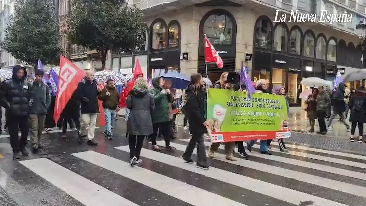 Las educadoras de las escuelinas no descartan nuevos encierros y advierten: "Barbón, si tú nos la cuelas cerramos las escuelas"