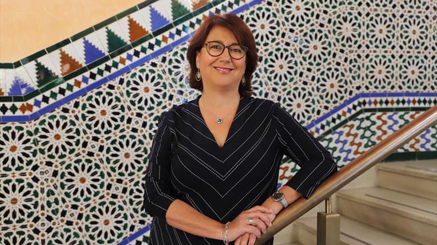 Ana Luján: «Somos una de las primeras universidades de España»
