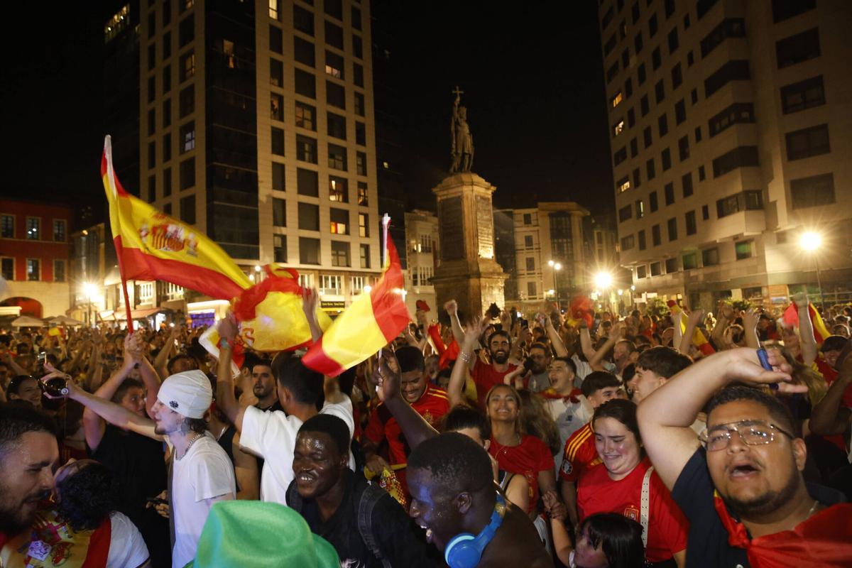 Así fue la celebración en Gijón del triunfo de España en el Mundial
