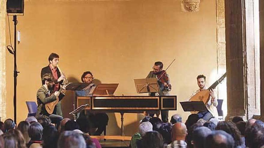 &quot;Forma Antiqva&quot; durante el concierto que ofreció ayer en el Museo Arqueológico.