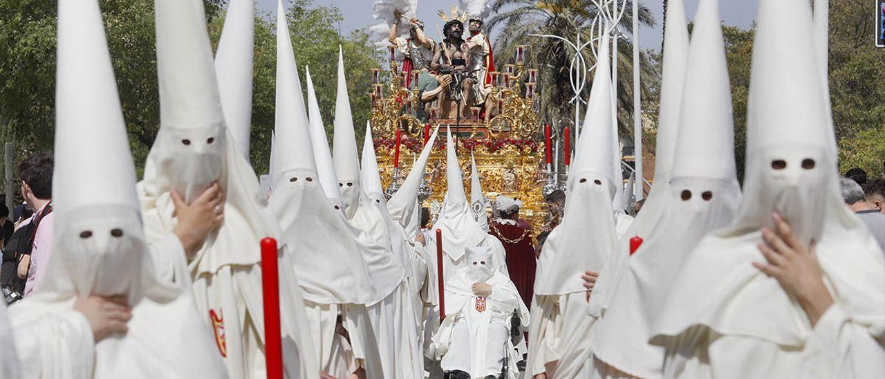 Salida procesional de la hermandad de La Merced de Córdoba en este 2022.