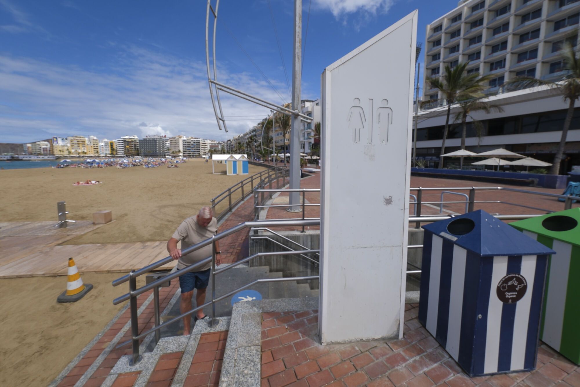 Balneario de la calle Gomera, en la playa de Las Canteras