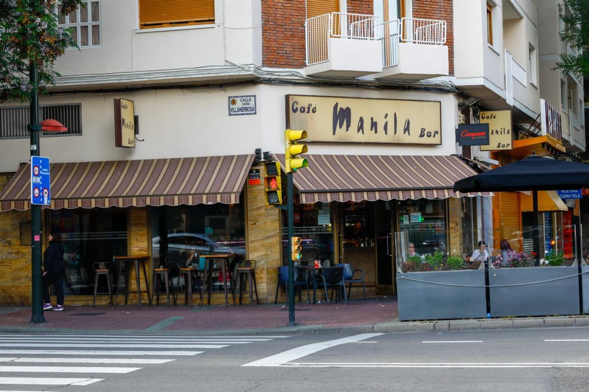 Intento de robo en el bar 'Manila' situado en la calle Duquesa Villahermosa, en el barrio de Las Delicias.