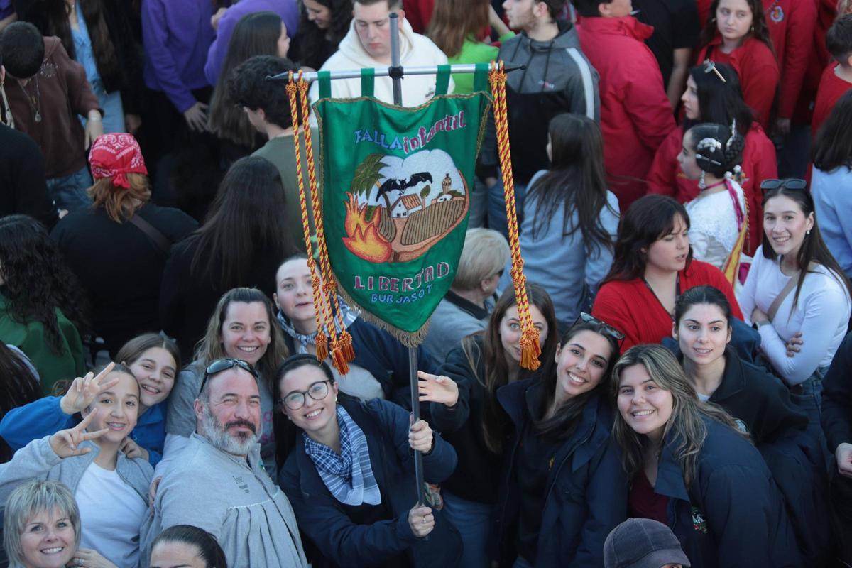 Falleras de la comisión Libertad de Burjassot.